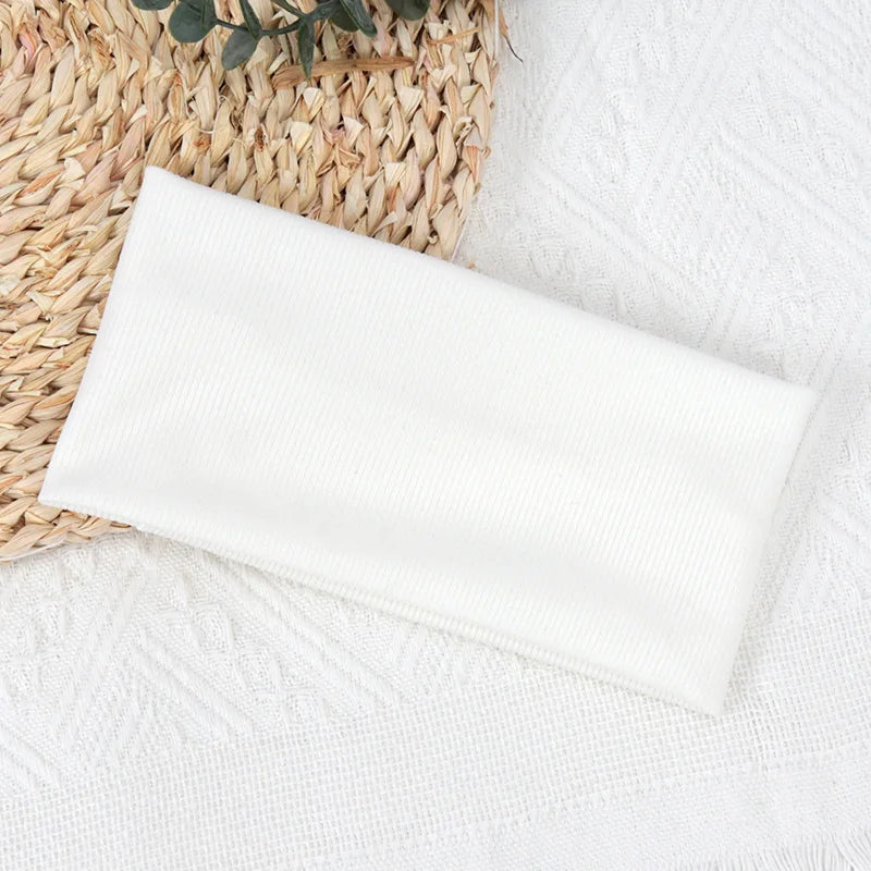 🤍 Aura de Linho — Branco Essencial, a Pureza em Forma de Elegância