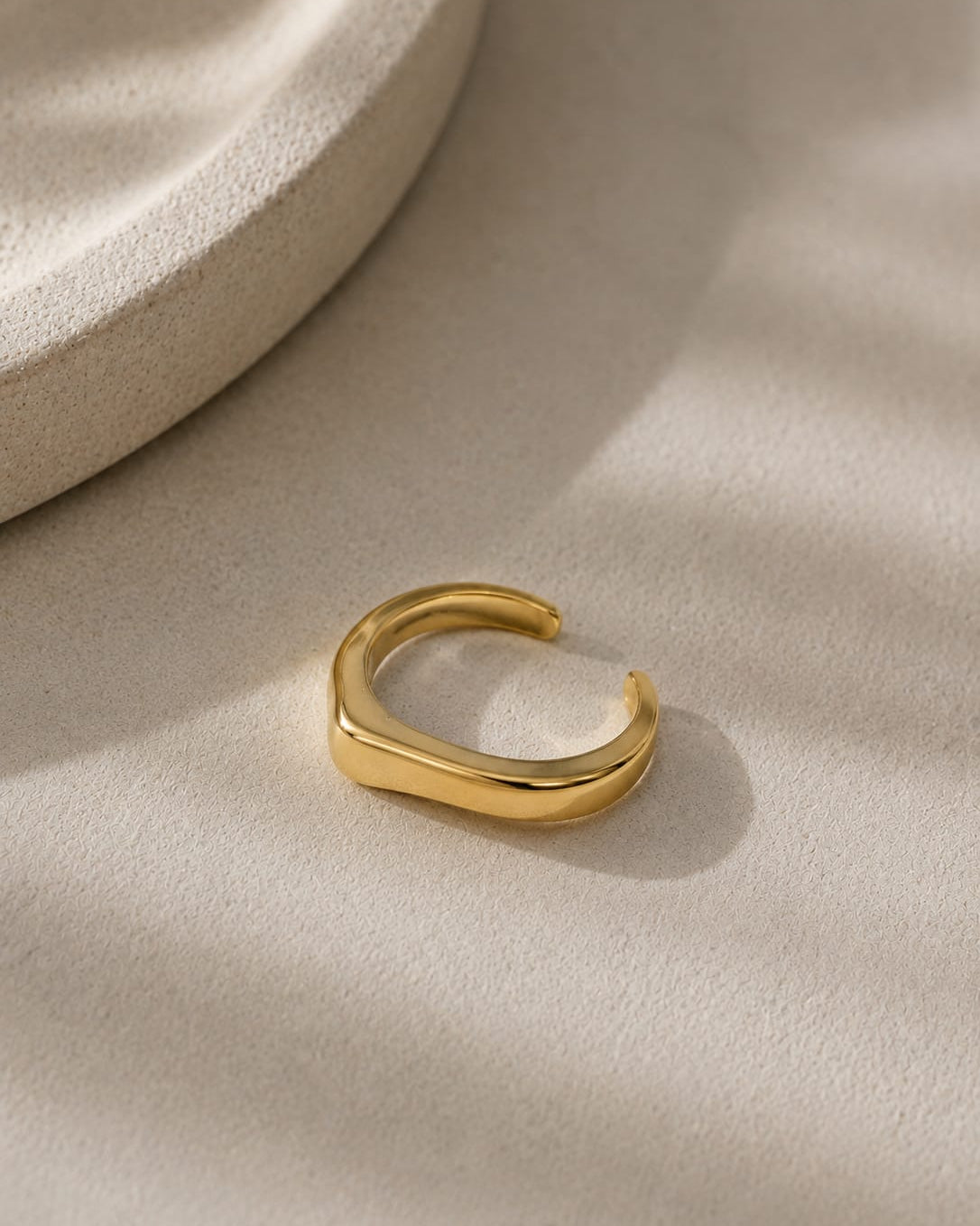 Anel Louise | Banhado a Ouro 18K