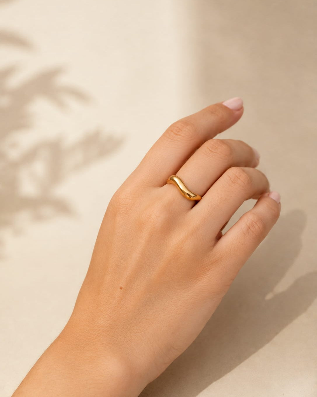 Anel Louise | Banhado a Ouro 18K